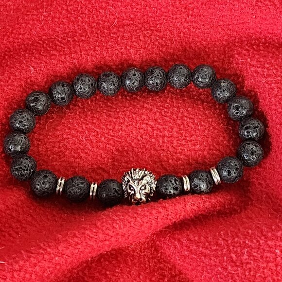 Source Unknown Other - Leo Silver Plated Lion Head and Black Lava Stone Beaded Stretch Bracelet OSFM